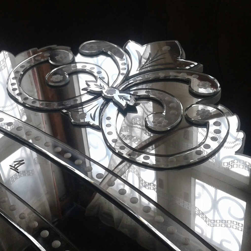 Подготовка зеркальных элементов для Венецианских зеркал