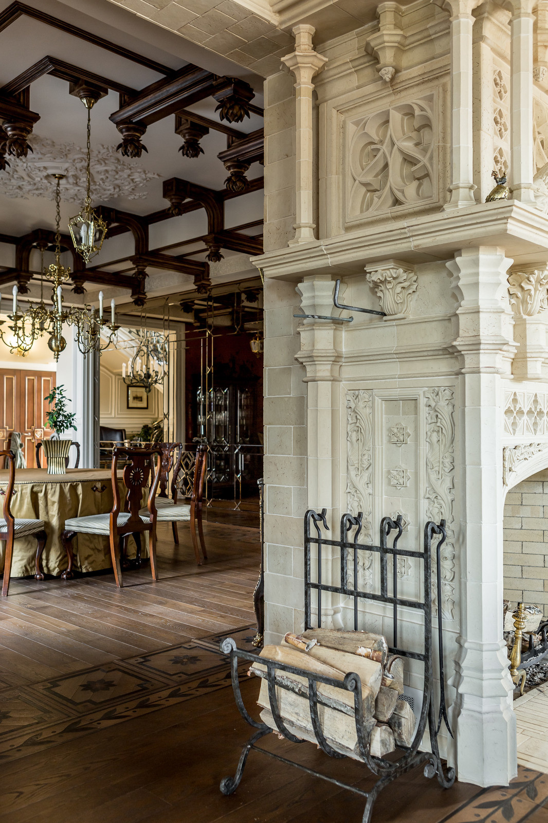 В гостях: Готика с подмосковным характером