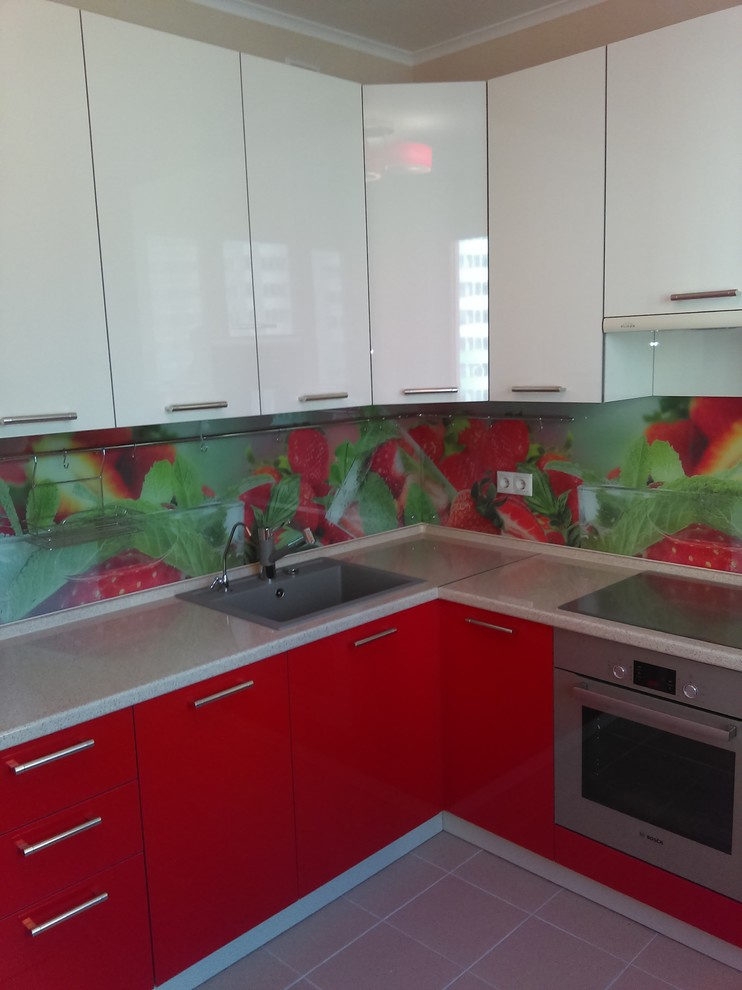 Кухня глянцевый пластик