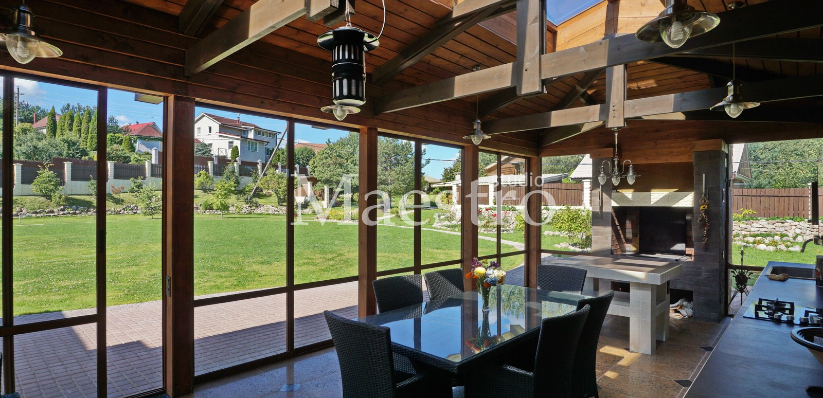 Вид на газон | Лужайка и летняя кухня