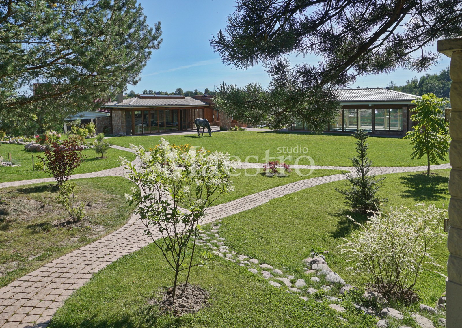 Лужайка | Летняя кухня с террасой | Видовой бассейн