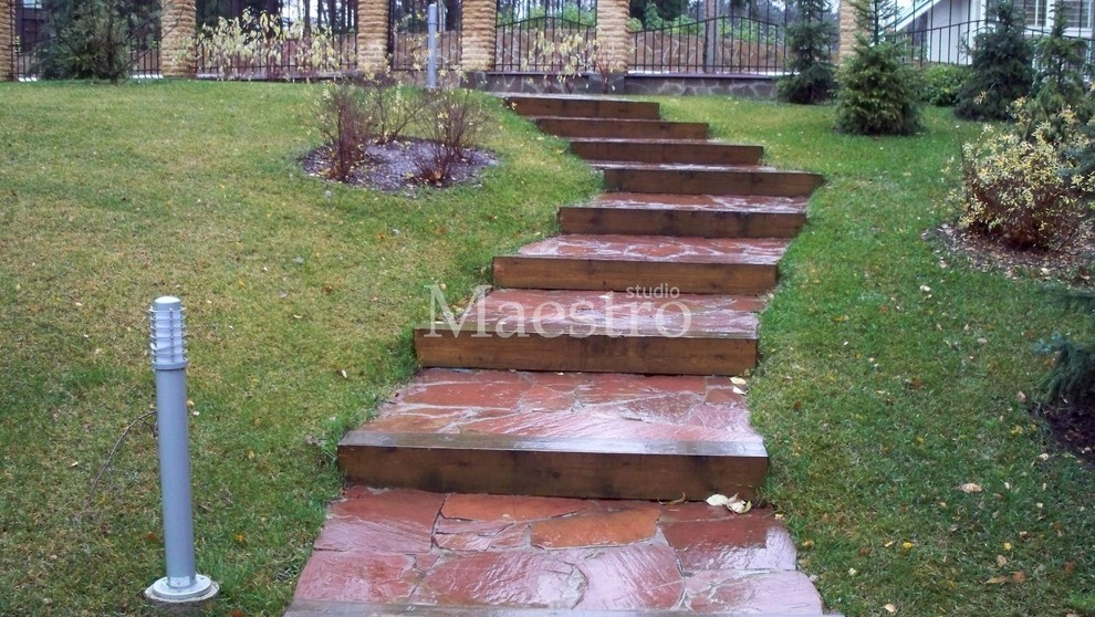 Лестница | Столбчатые светильники | Озеленение