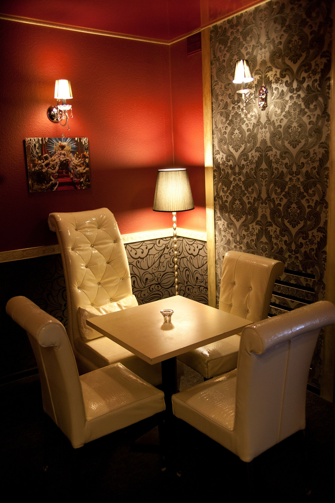 Эзотерическая кофейня"Кофитель" г.Новосибиирск