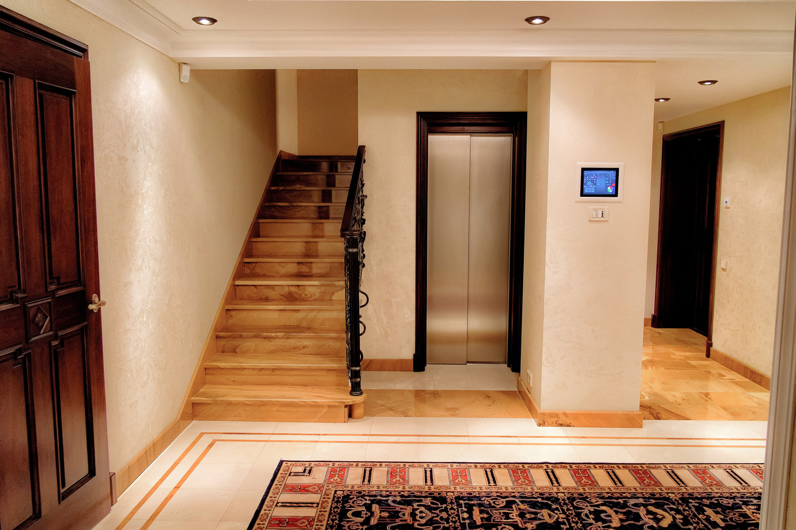 Домашний кинотеатр в ЖК "Золотой Квартет". Телепортация в иные миры