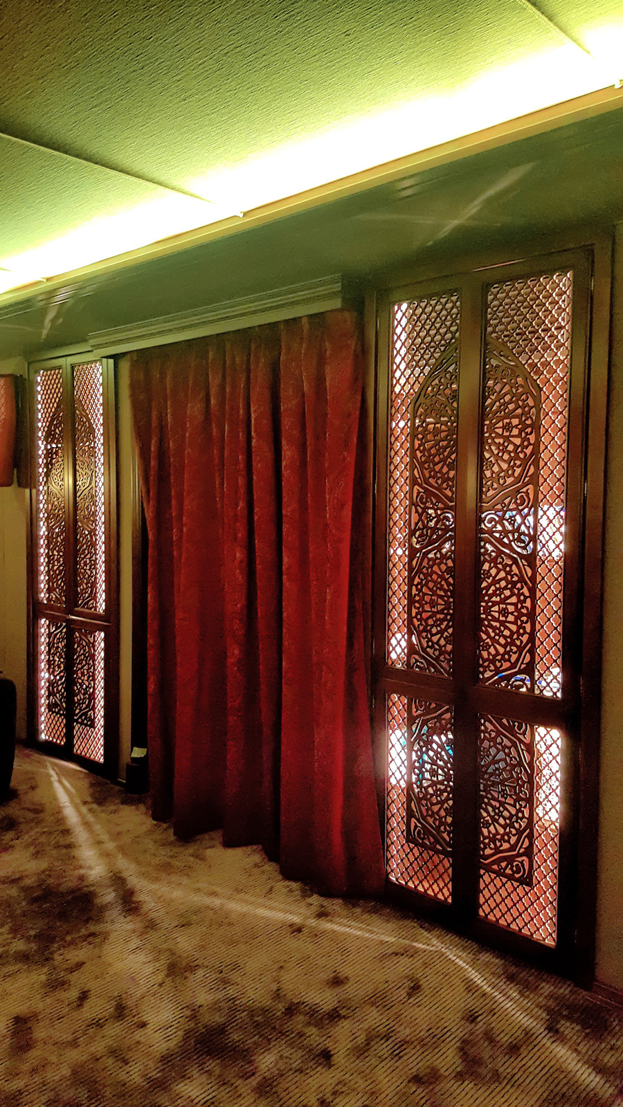 Домашний кинотеатр в ЖК "Золотой Квартет". Телепортация в иные миры