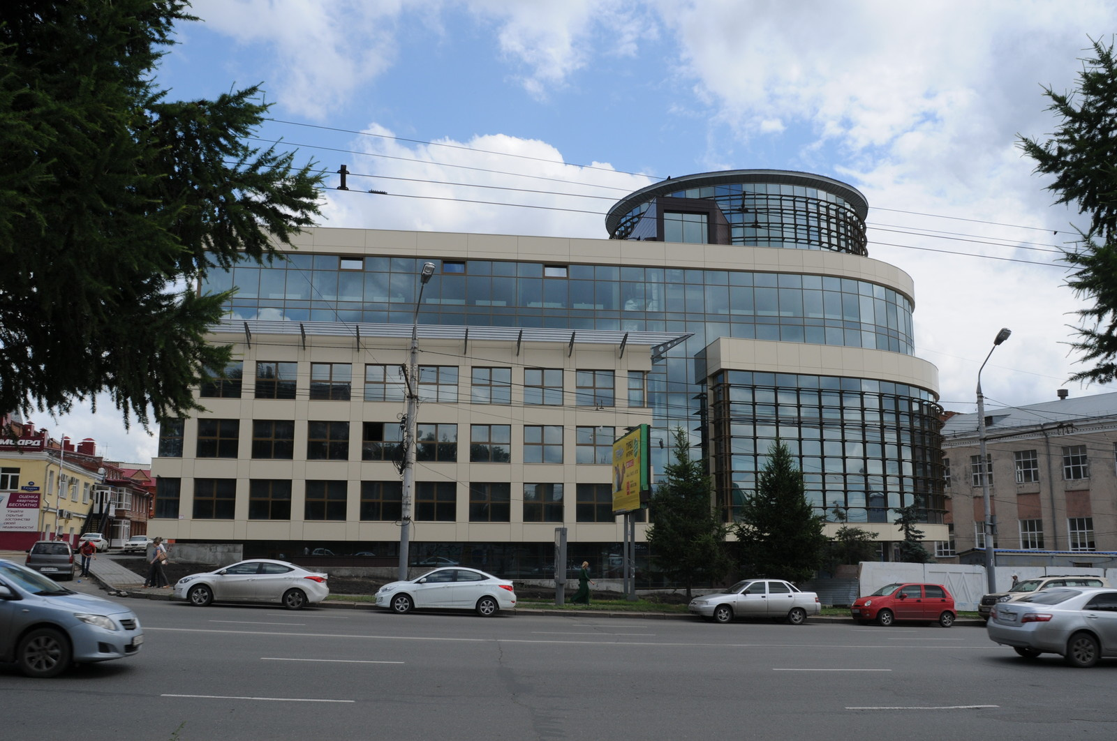 БИЗНЕС ЦЕНТР на ГАГАРИНА