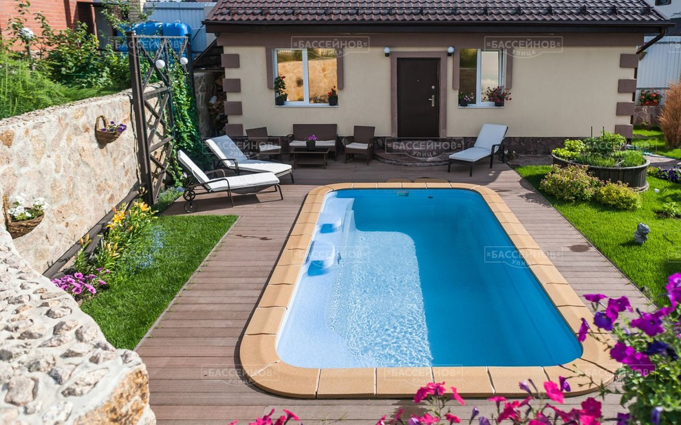 Бассейн в поселке Каштак