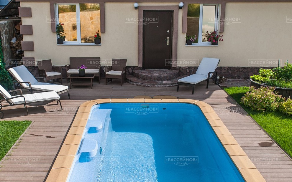 Бассейн в поселке Каштак