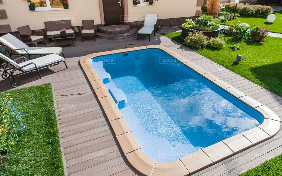 Бассейн в поселке Каштак