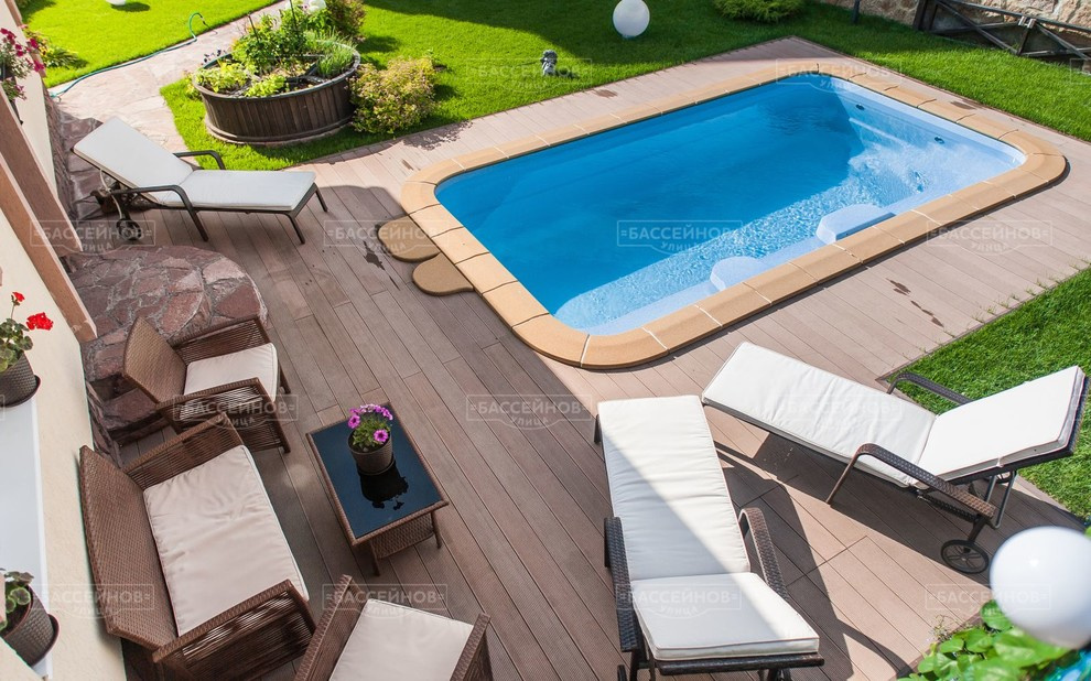 Бассейн в поселке Каштак