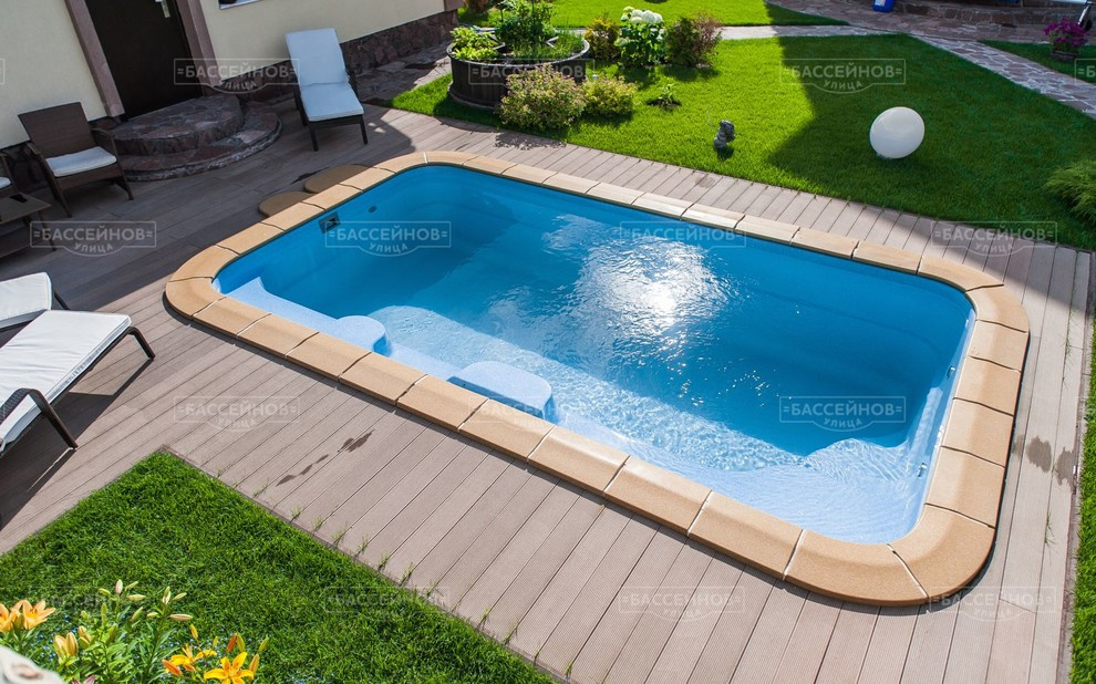 Бассейн в поселке Каштак