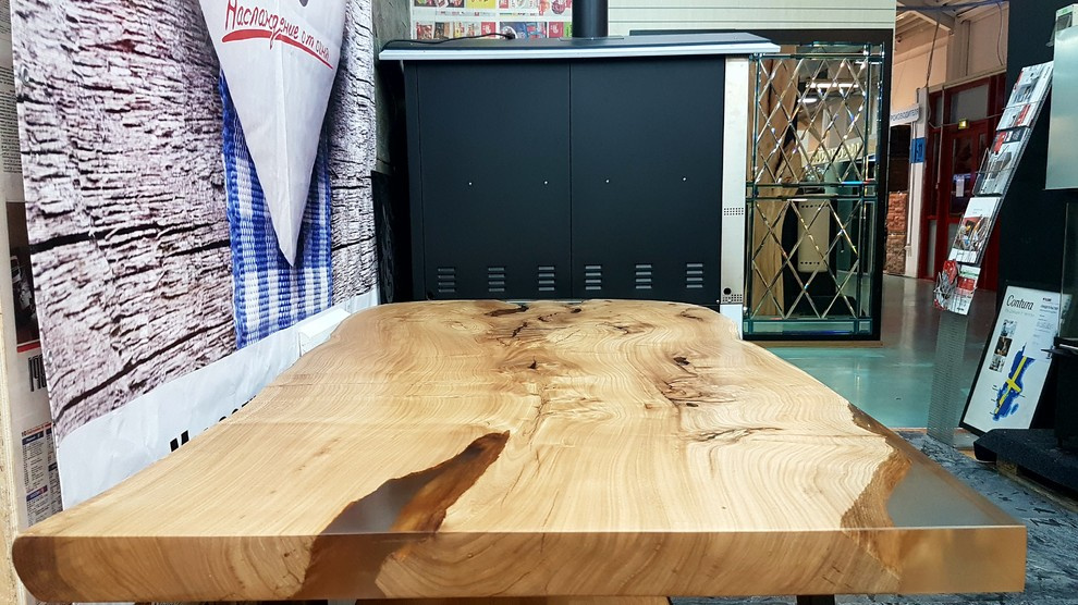 Стол Live Edge Design из цельного среза, массив вяза