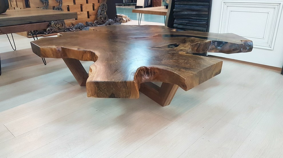 Стол журнальный Live Edge Design, массив ореха