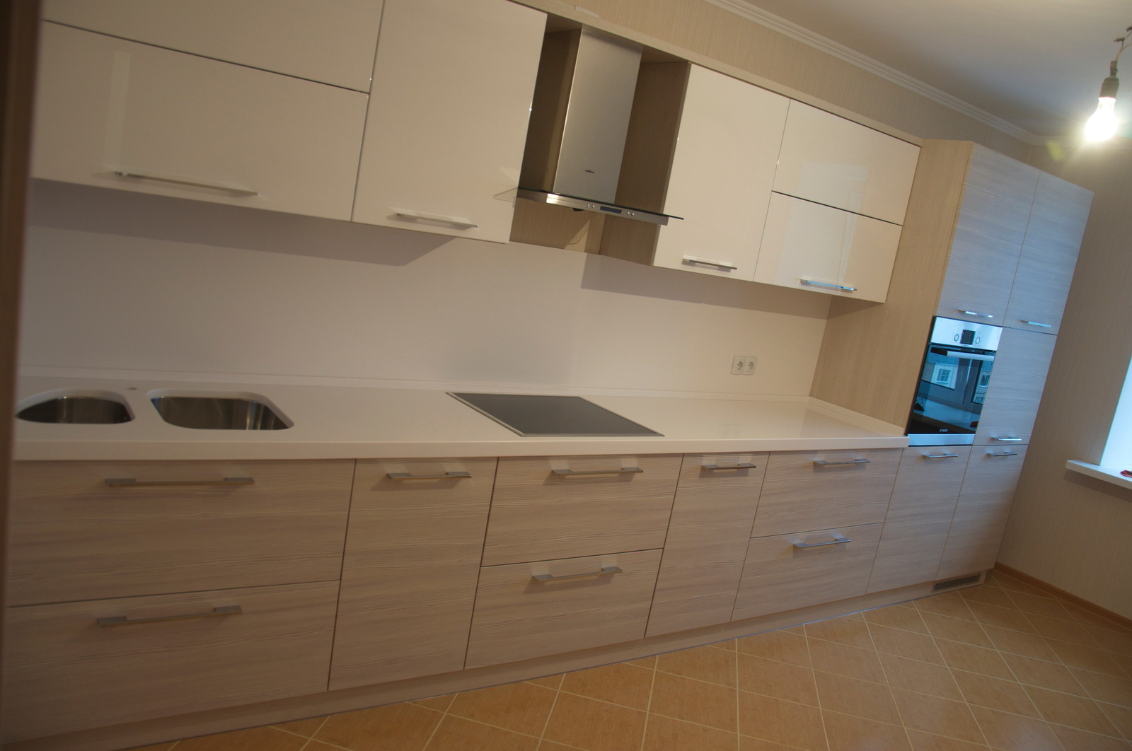 Кухня модерн глянец