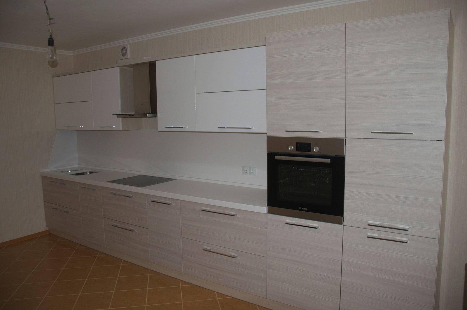 Кухня модерн глянец