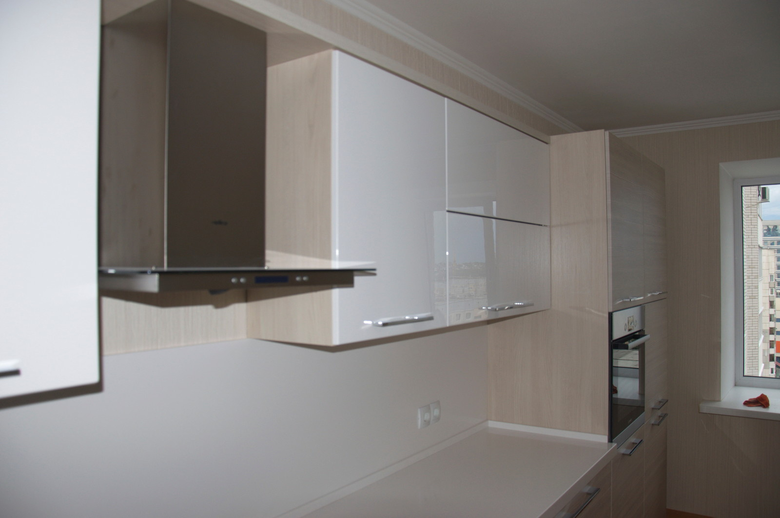 Кухня модерн глянец