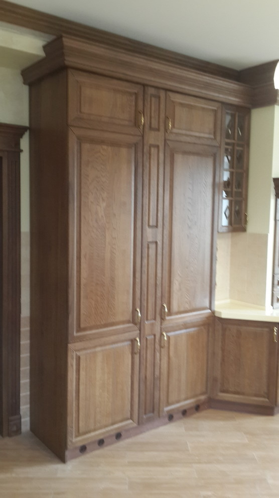 Классическая кухня с массива дуба