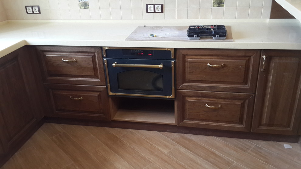 Классическая кухня с массива дуба