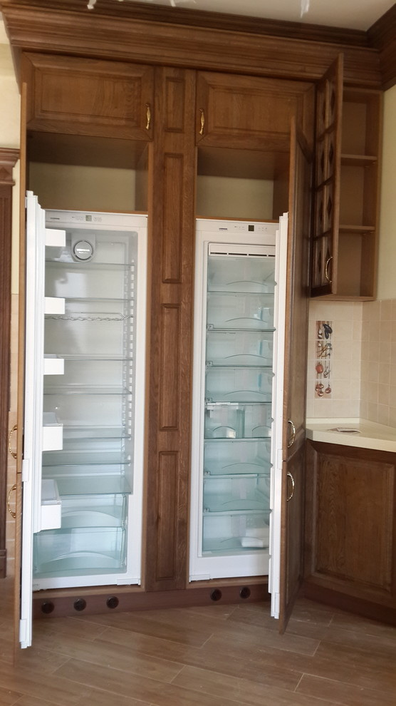 Классическая кухня с массива дуба