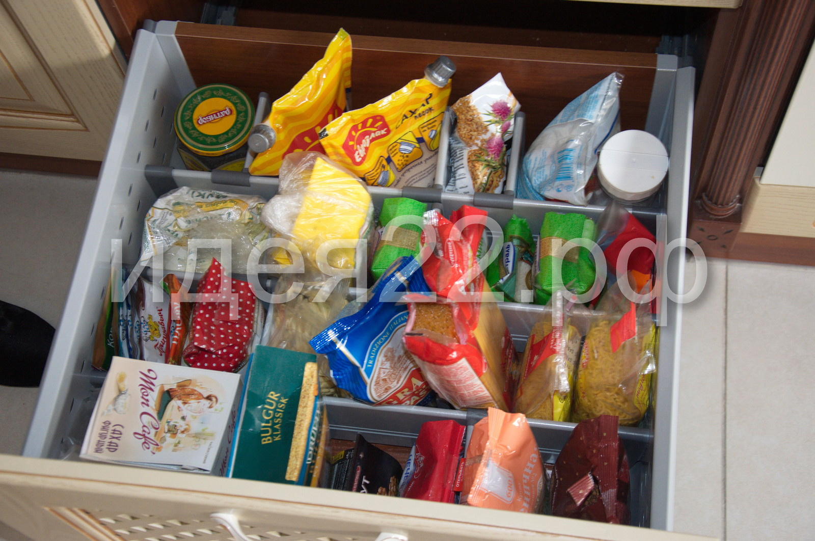 Классика бежевая