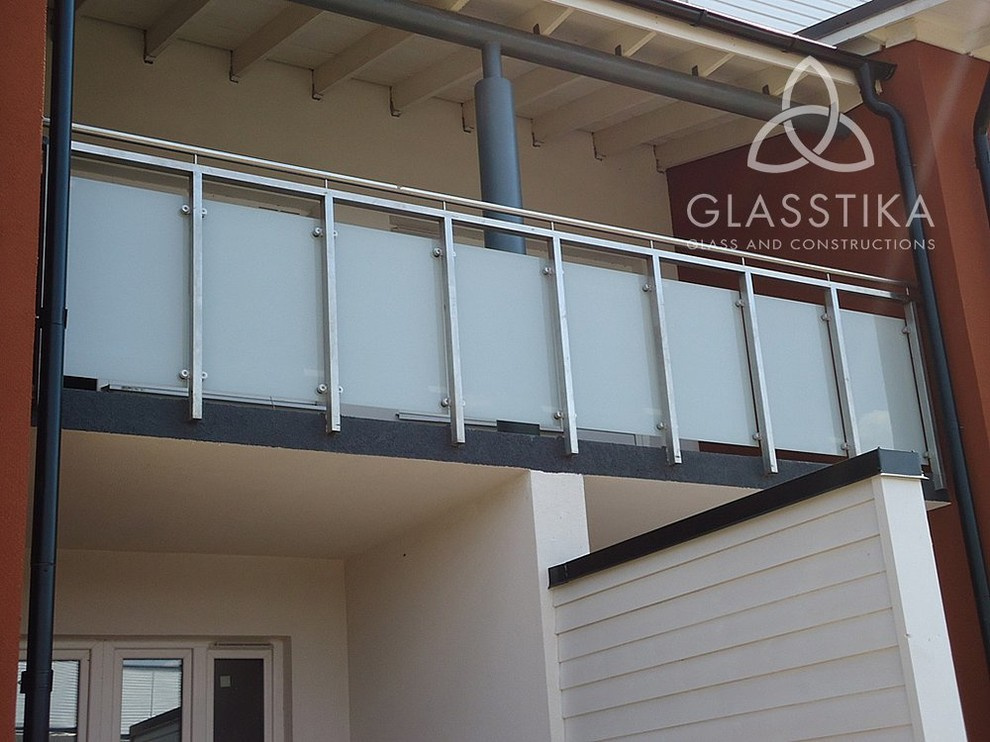 СЕКЛЯННЫЕ ОГРАЖДЕНИЯ