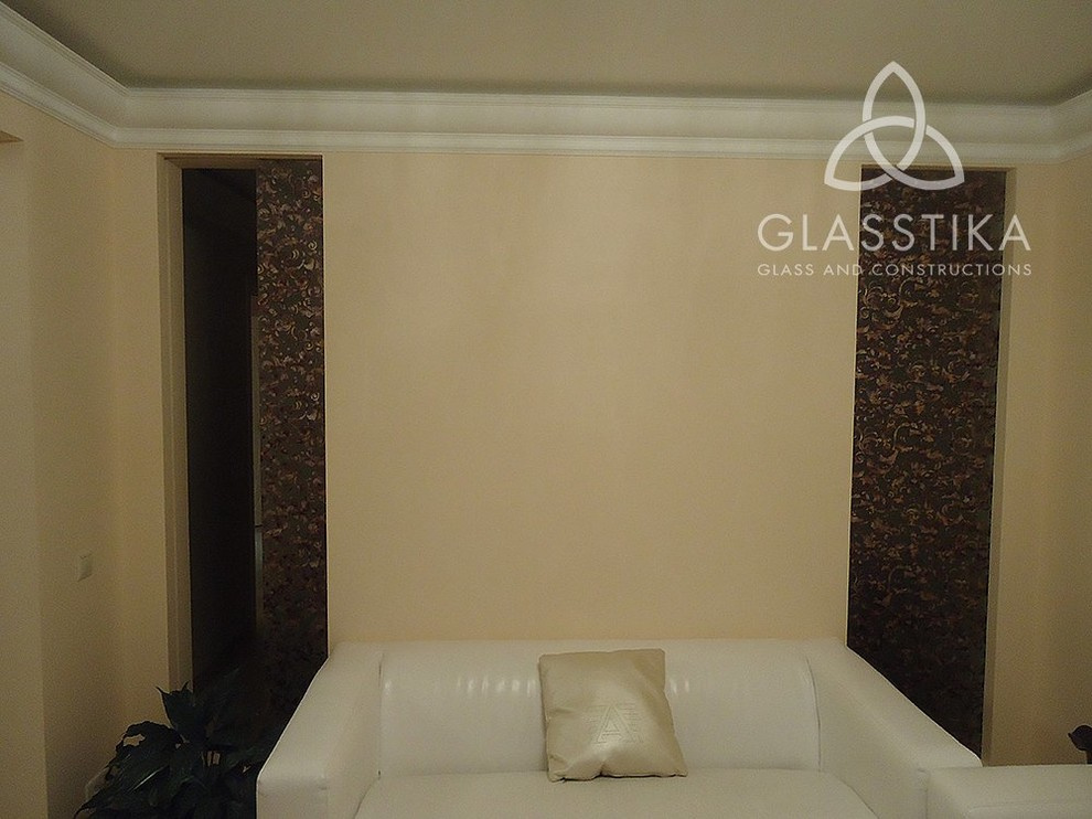 СТЕКЛЯННЫЕ ДВЕРИ