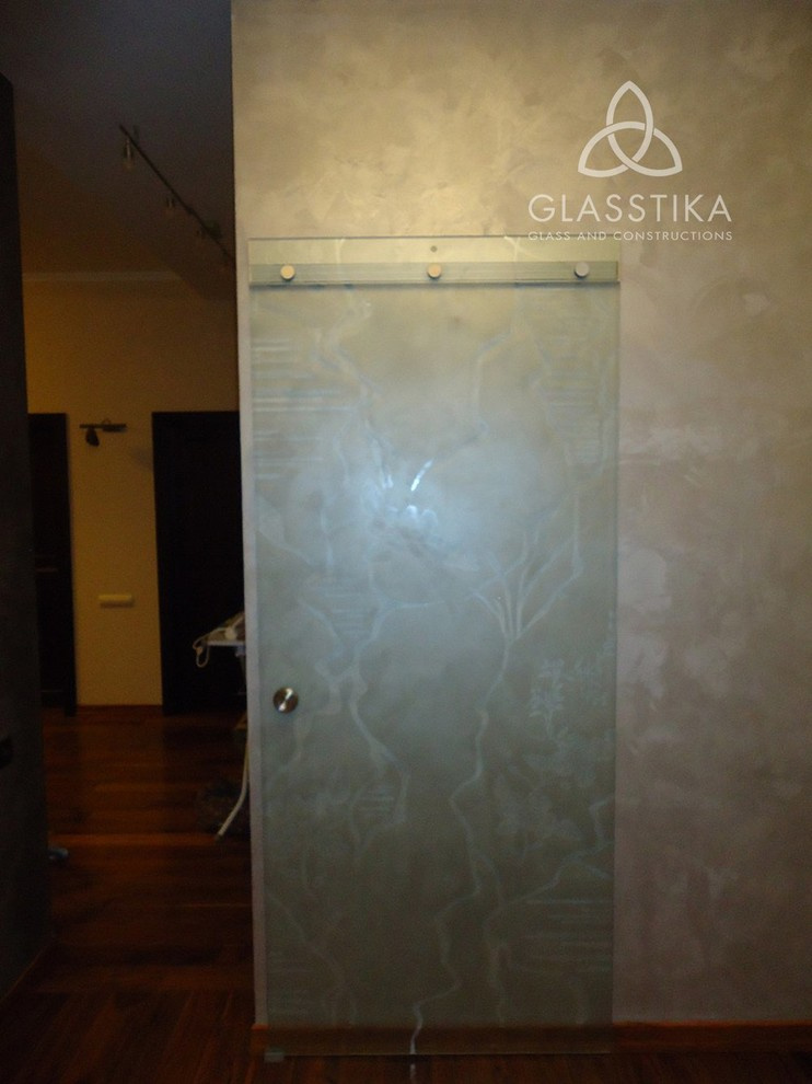 СТЕКЛЯННЫЕ ДВЕРИ