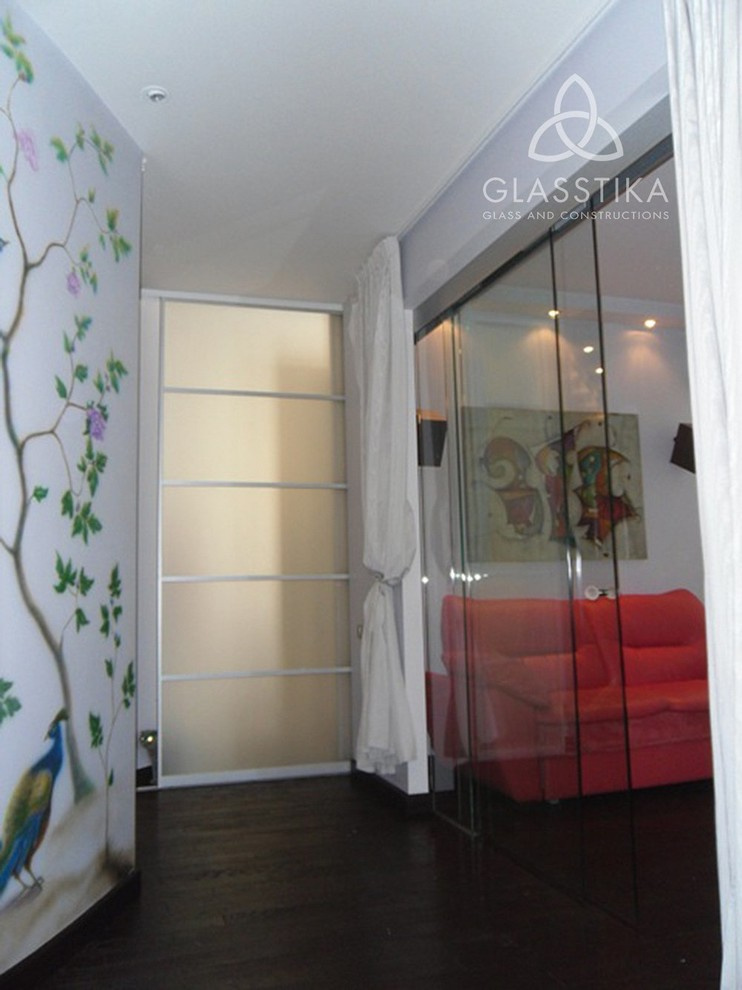 СТЕКЛЯННЫЕ ДВЕРИ