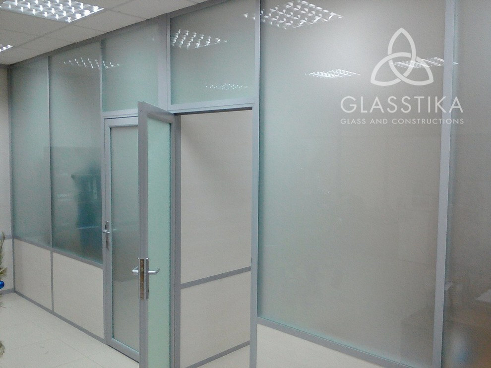 СТЕКЛЯННЫЕ ПЕРЕГОРОДКИ