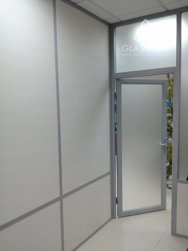 СТЕКЛЯННЫЕ ПЕРЕГОРОДКИ