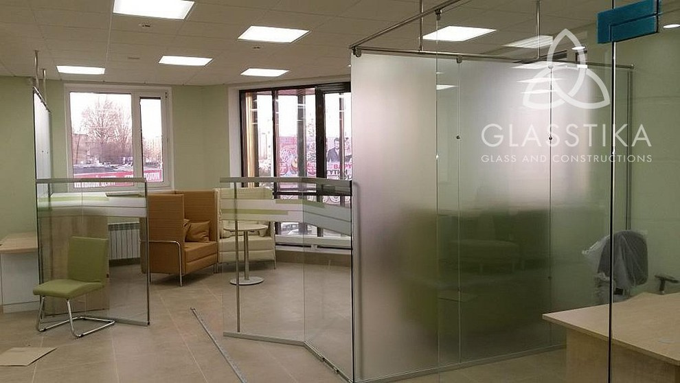 СТЕКЛЯННЫЕ ПЕРЕГОРОДКИ