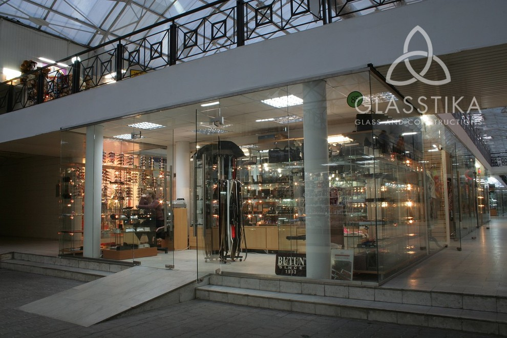 СТЕКЛЯННЫЕ ПЕРЕГОРОДКИ