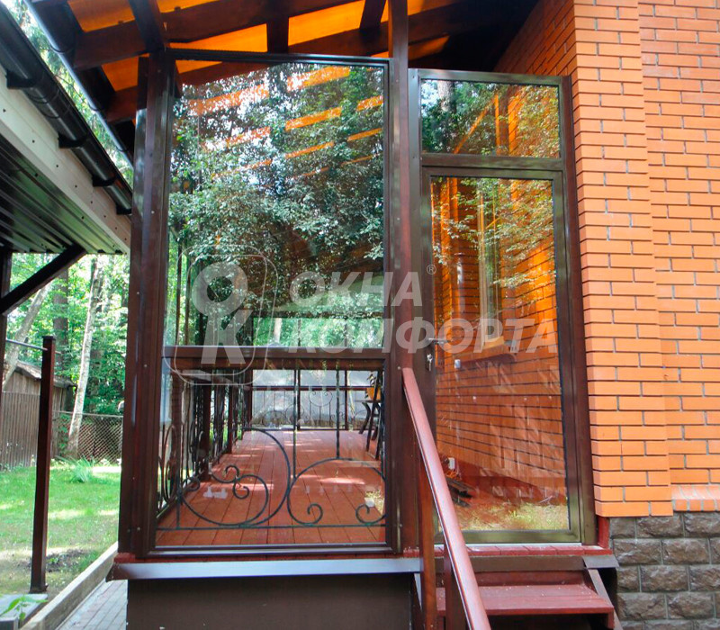 Остекление коттеджа