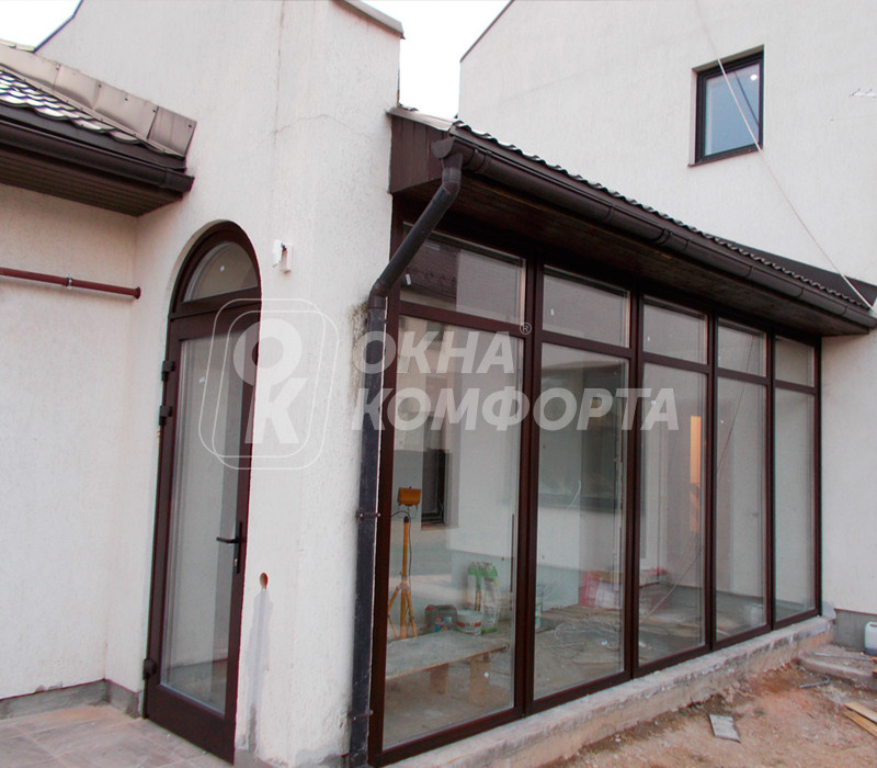 Обложка проекта: Деревянные окна