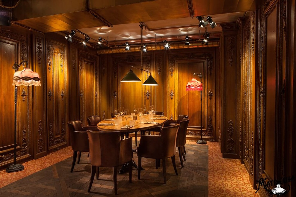 Плитка на полу ресторана "Матрёшка" от Maison Dellos