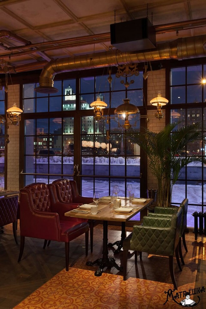 Плитка на полу ресторана "Матрёшка" от Maison Dellos