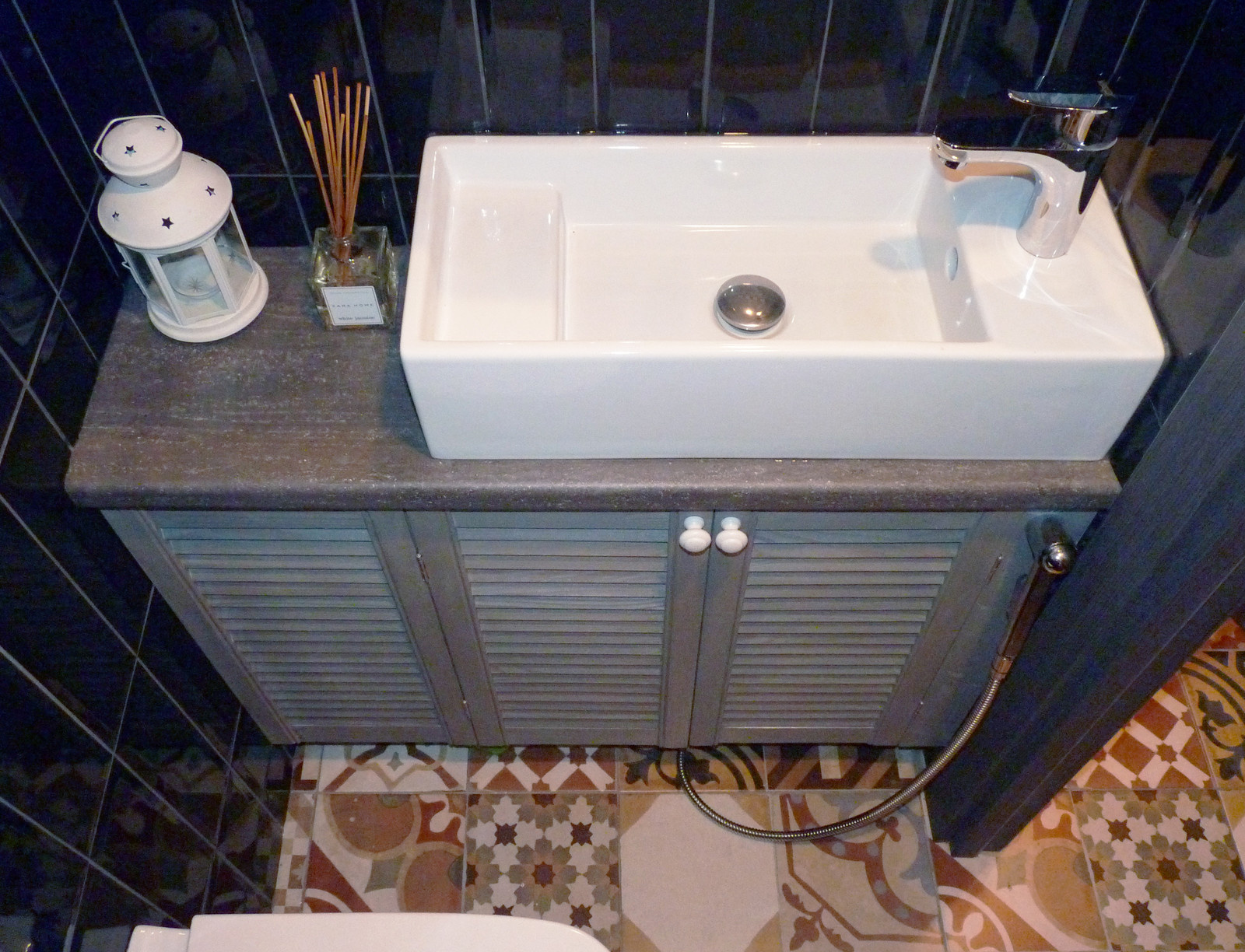 Туалет. Раковина