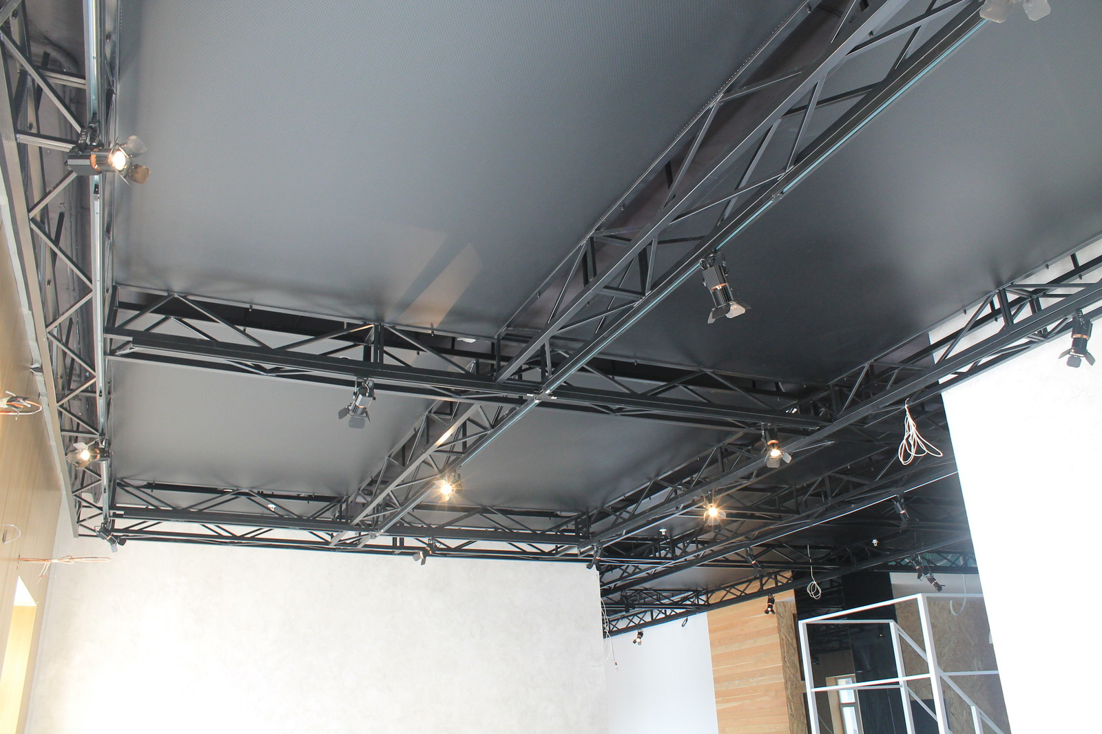 Перфорированные потолки