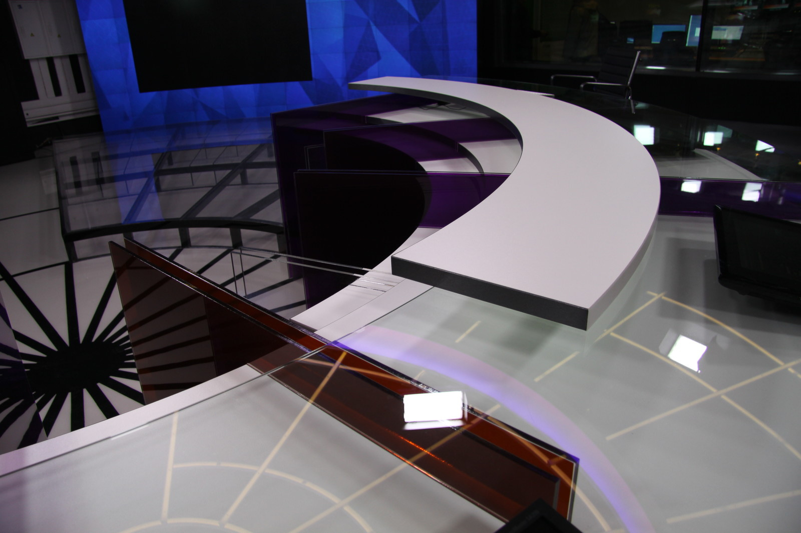 RTtoday, broadcfsting in Spanish