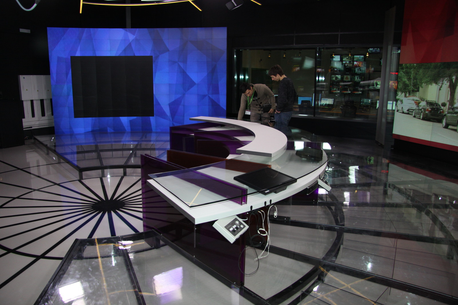 RTtoday, broadcfsting in Spanish