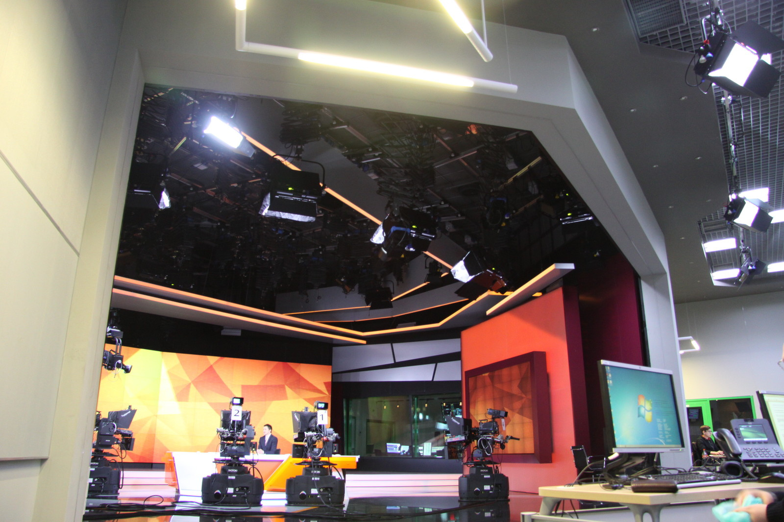 RTtoday, broadcasting in English