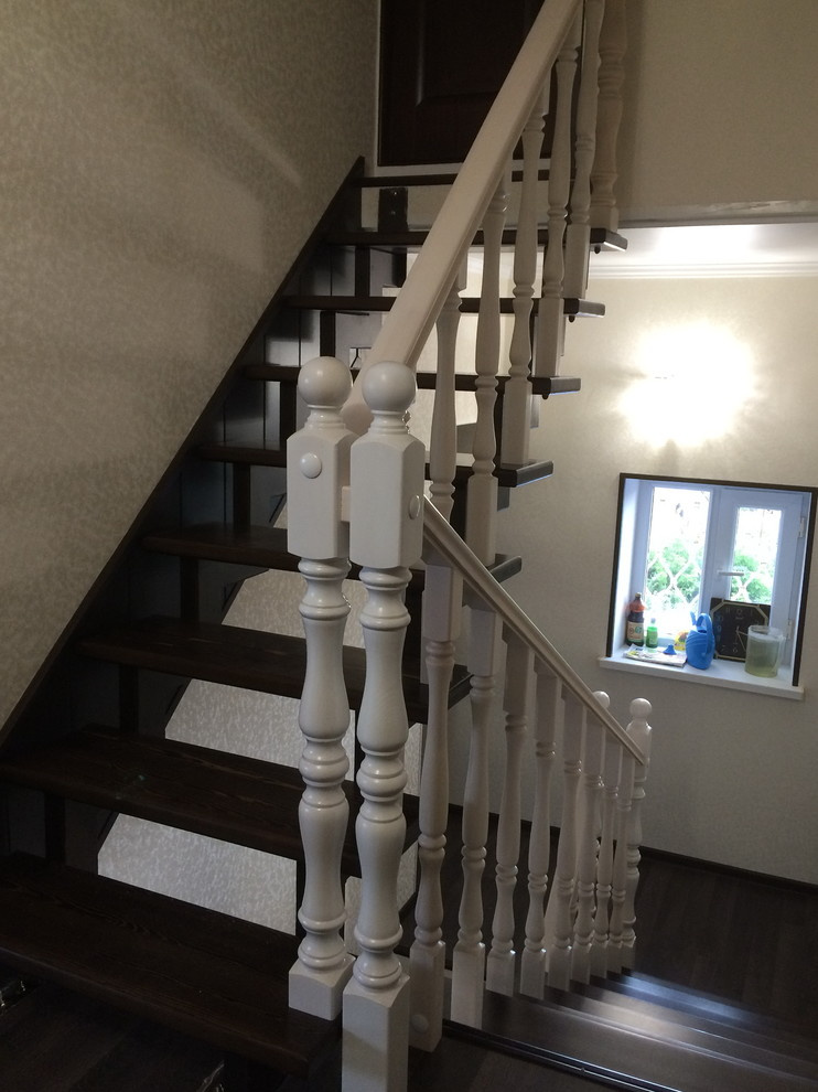 Обложка проекта: Лестницы на металлокаркасе