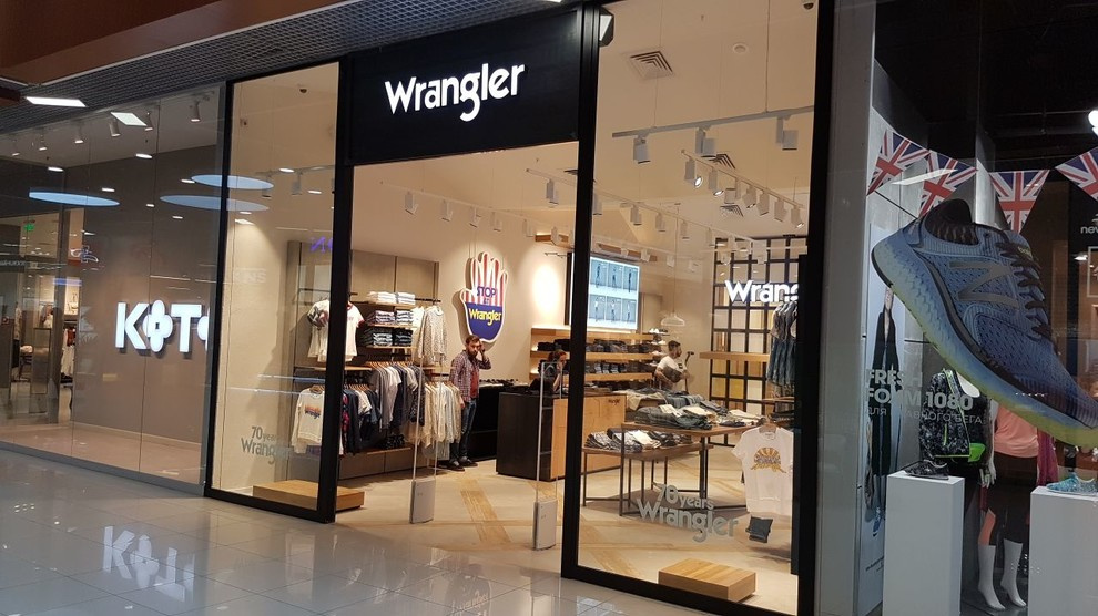 Саратов. Магазин WRANGLER.