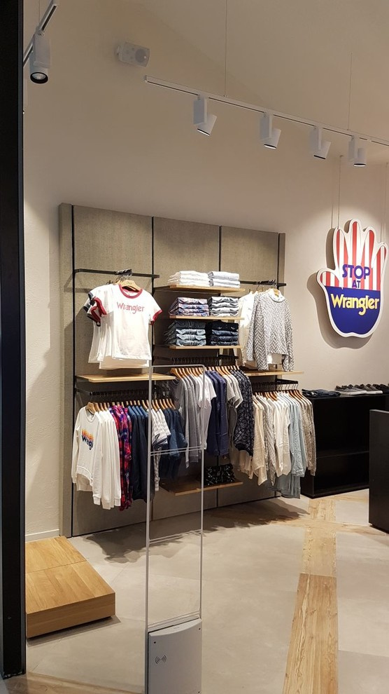 Саратов. Магазин WRANGLER.