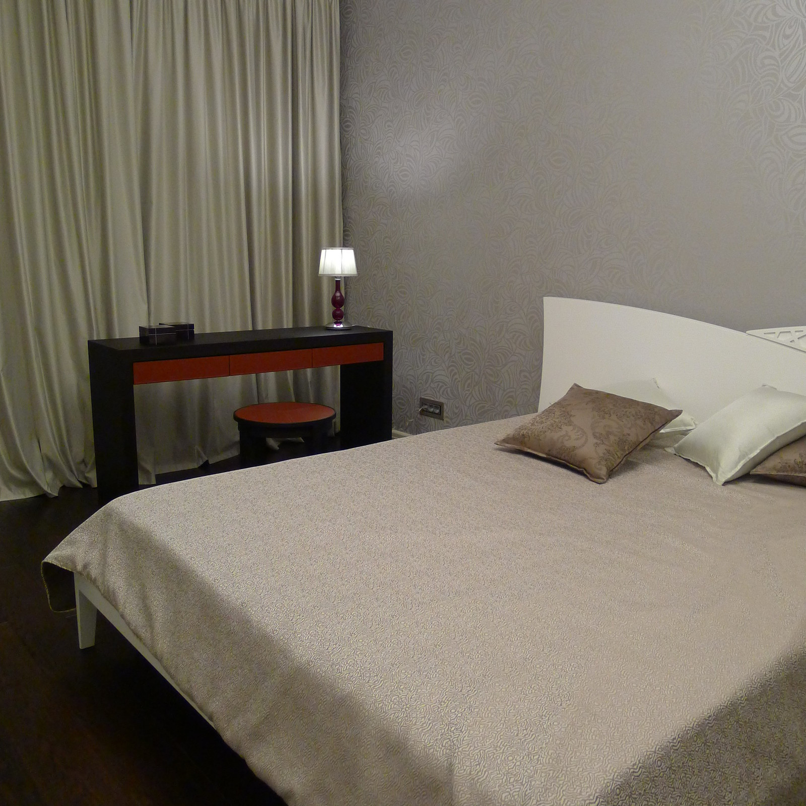 Обложка проекта: Строгость и нежность