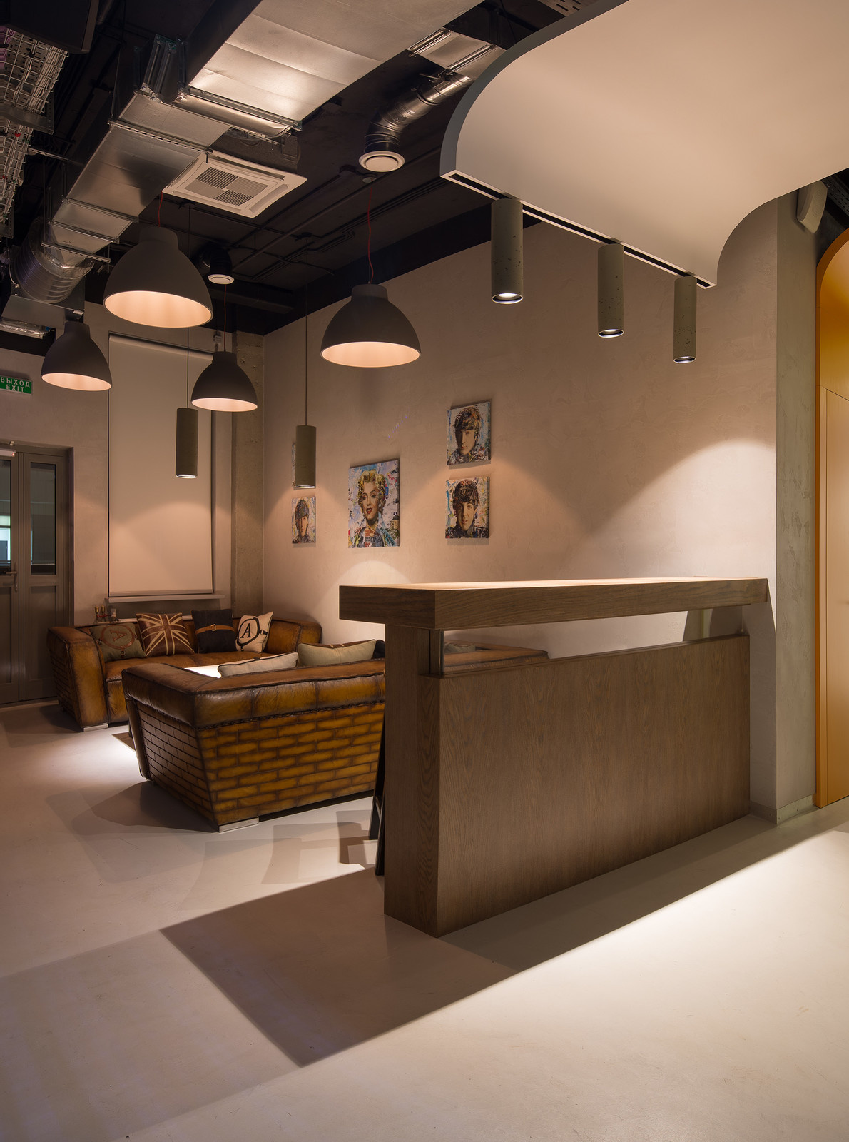 Интерьер для радиостанции