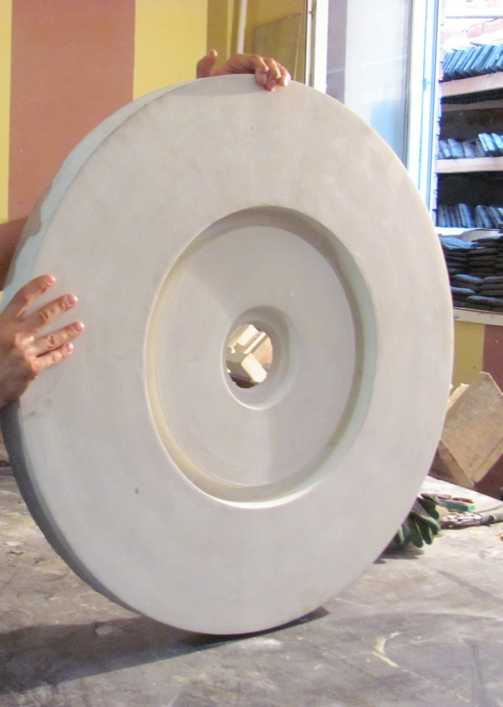 Фасадные карнизы и молдинги