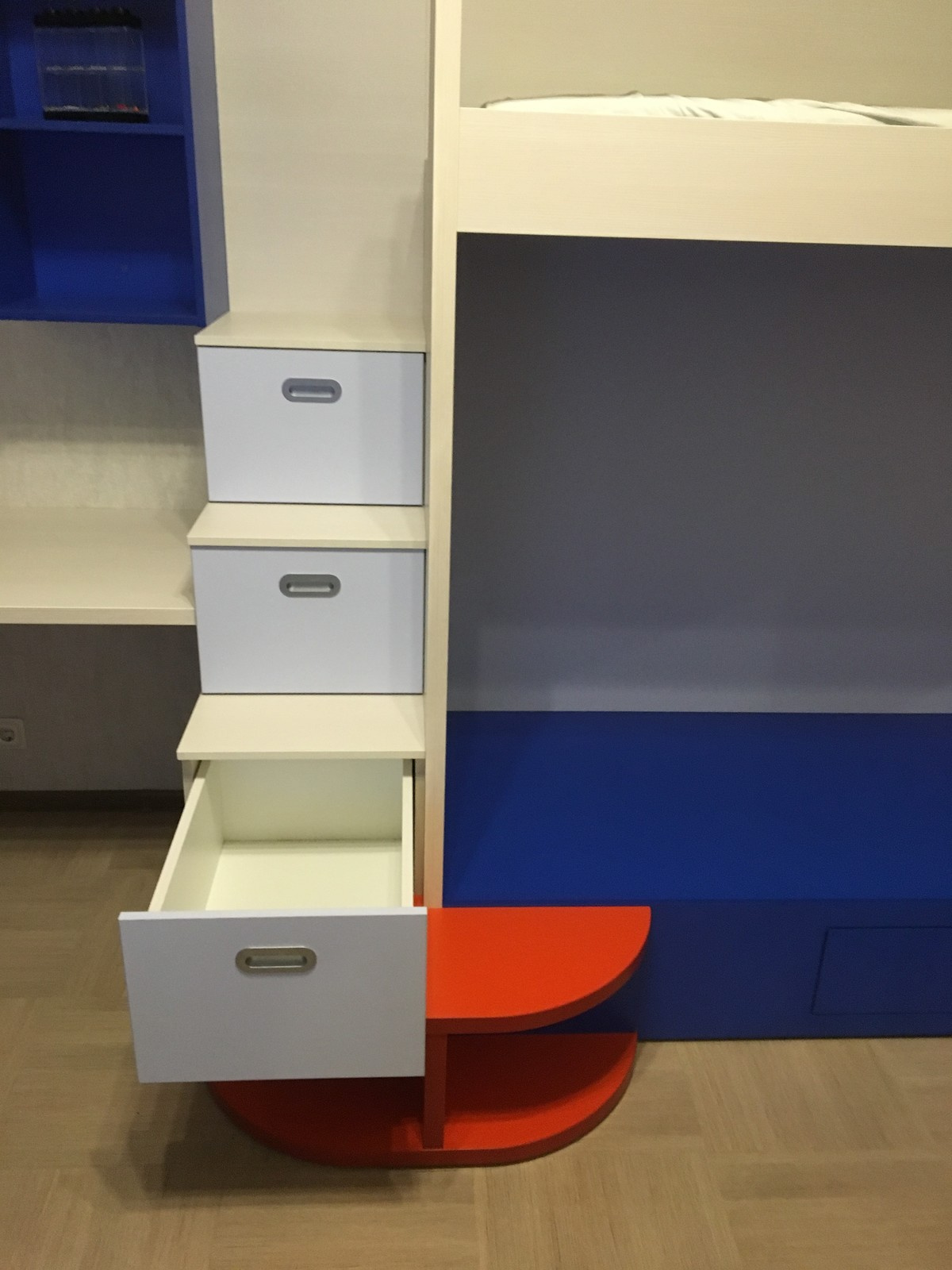 Мебель для Тёмы