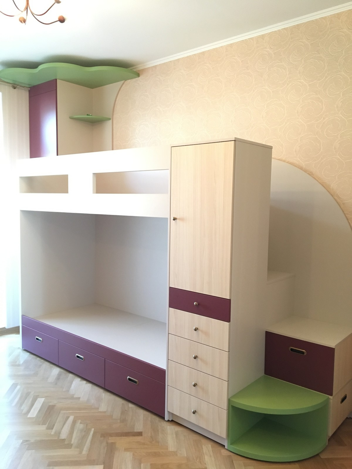 Обложка проекта: Домик на дереве