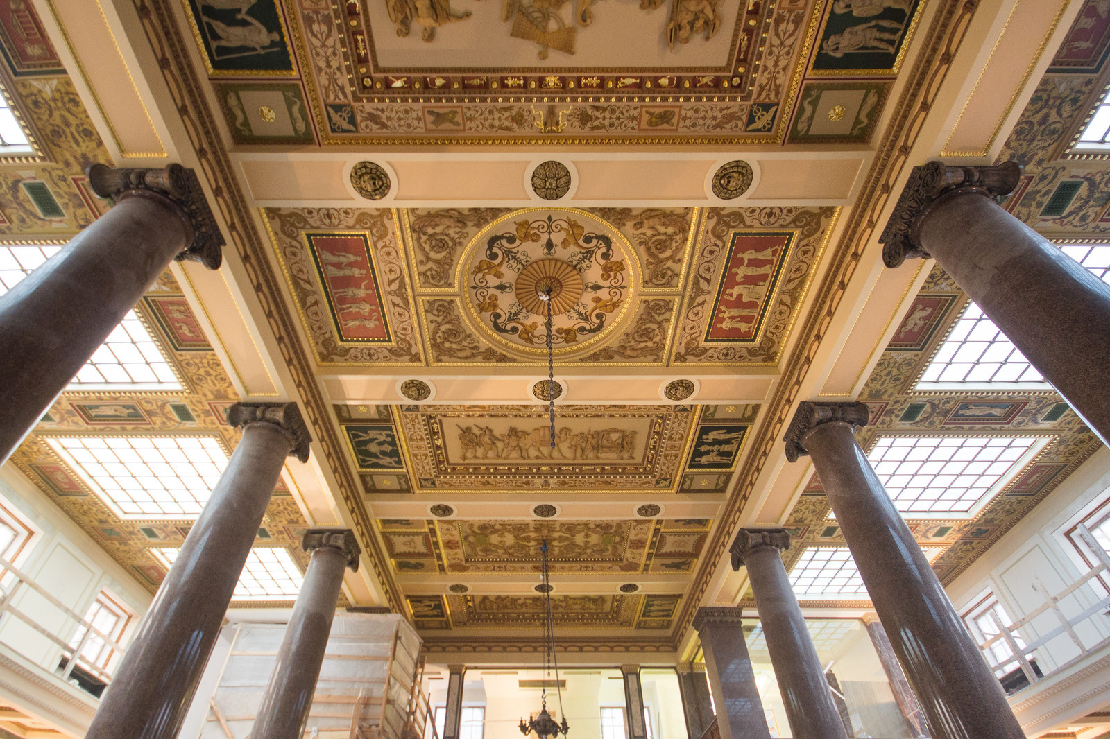 Реставрация. Художественная роспись РТПБ / Bank building interiors